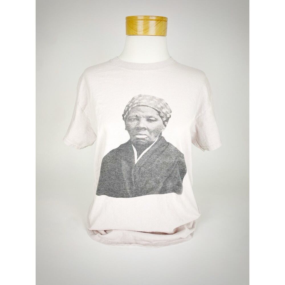 Unisex Black History Harriet Tubman “The People’s Forum” T-Shirt Size M Gildan